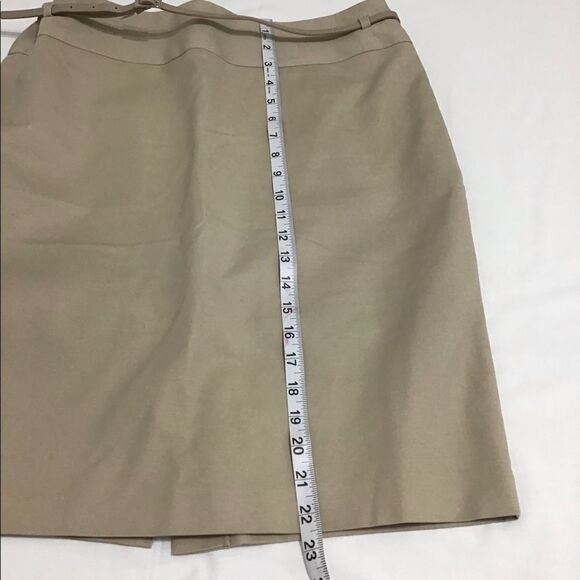 Liz Claiborne High Waist Khaki Style Knee Skirt Size 12 - Picture 6 of 6